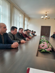 Yardımlı rayonunda Xocalı soyqırımının 31-ci ildönümünə həsr olunmuş dəyirmi masa keçirildi.