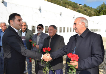 Vətən uğrunda həlak olanların xatirəsi ehtiramla yad edilib.