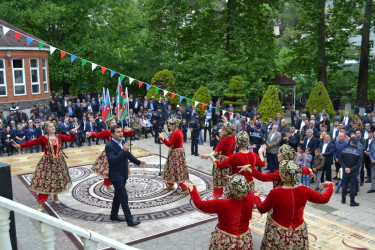 Yardımlıda Ulu Öndər Heydər Əliyevin anadan olmasının 100 illiyinə həsr olunmuş konsert proqramı təşkil edildi.